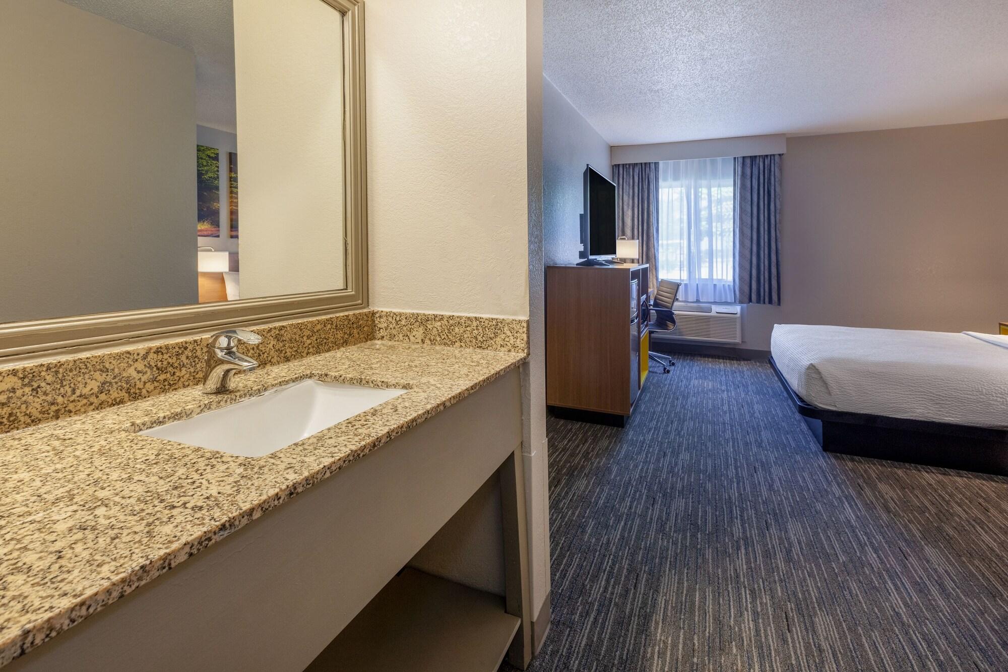 Days Inn By Wyndham Racine/Sturtevant Buitenkant foto
