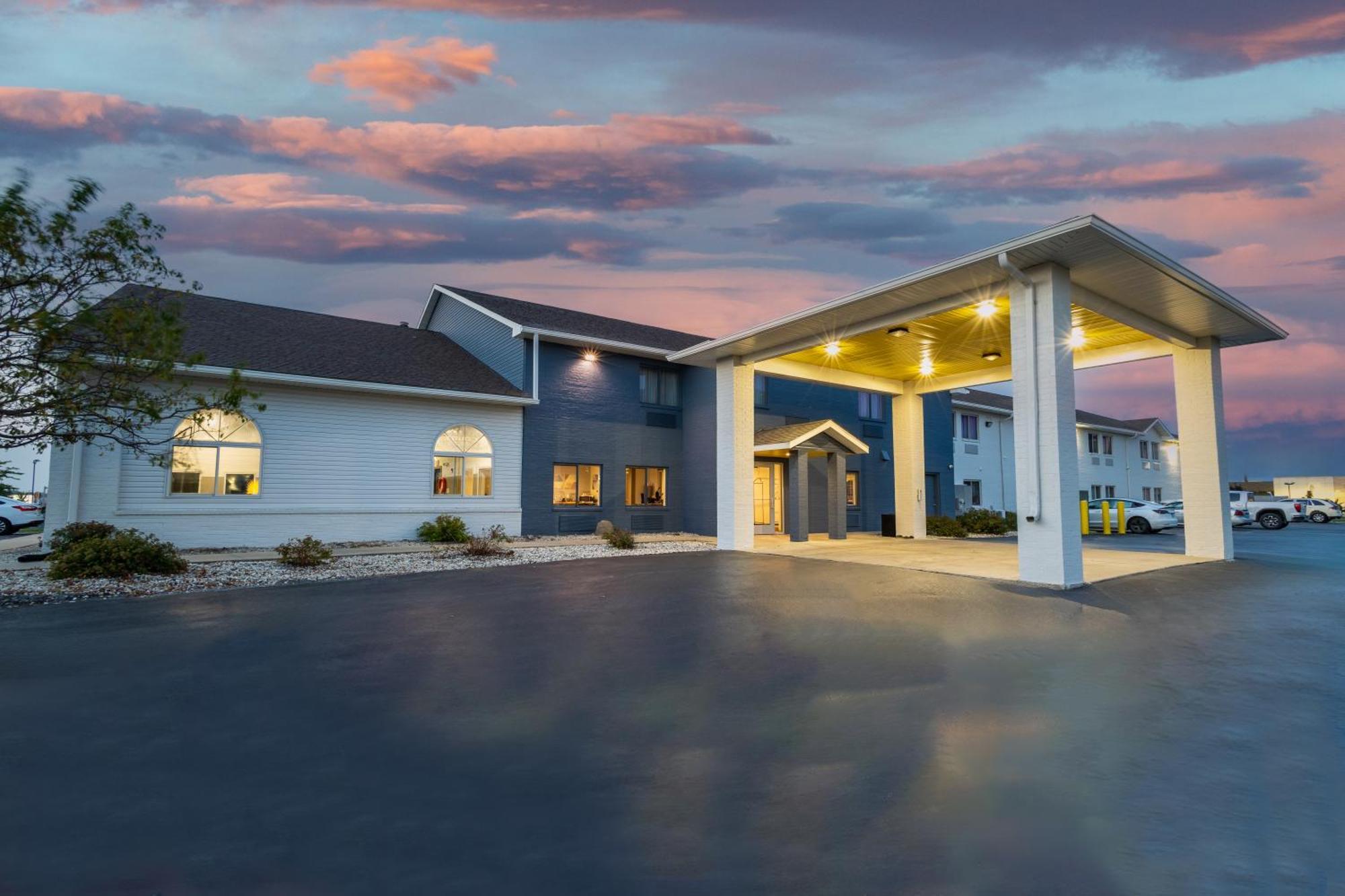 Days Inn By Wyndham Racine/Sturtevant Buitenkant foto