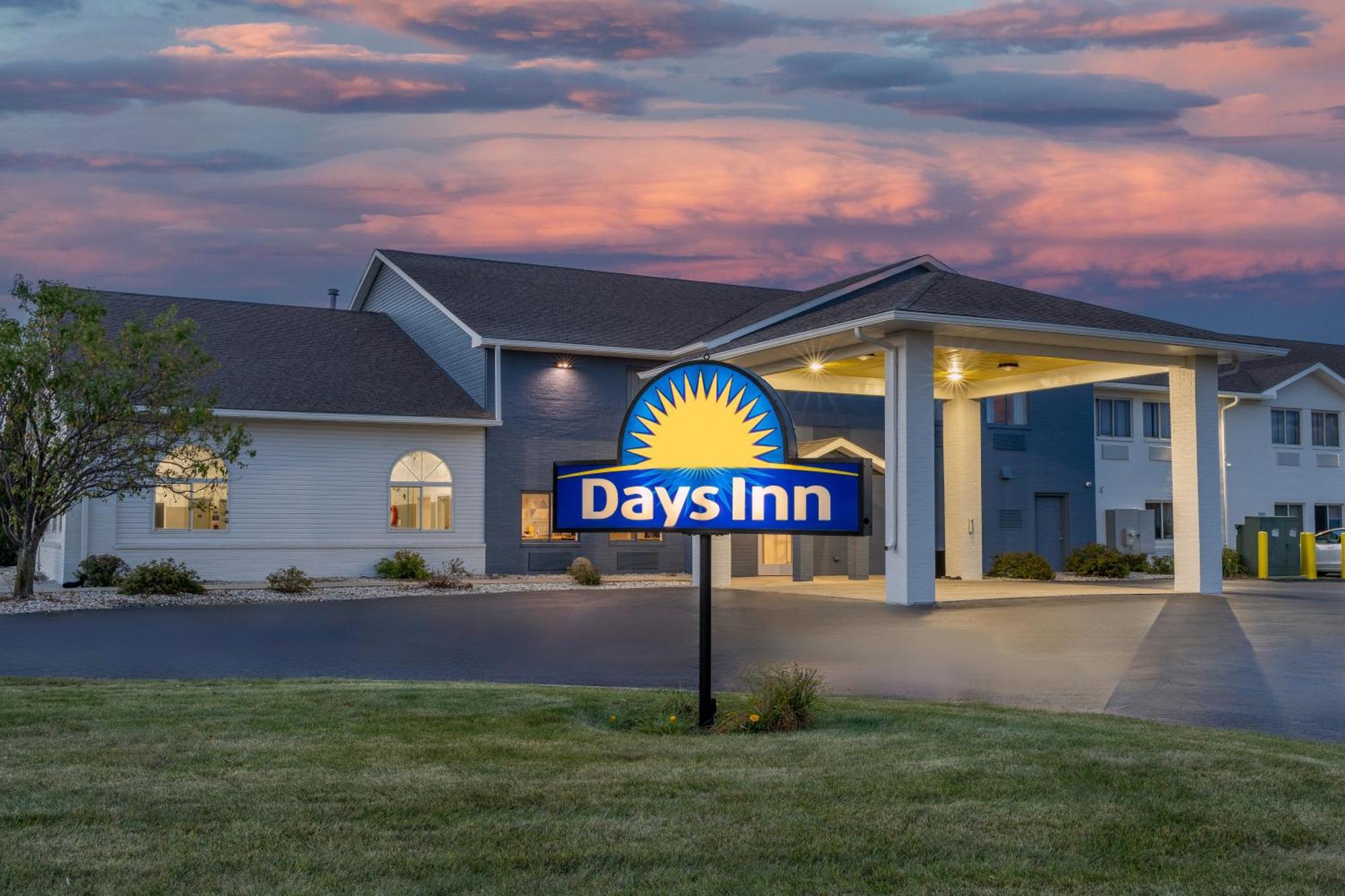 Days Inn By Wyndham Racine/Sturtevant Buitenkant foto